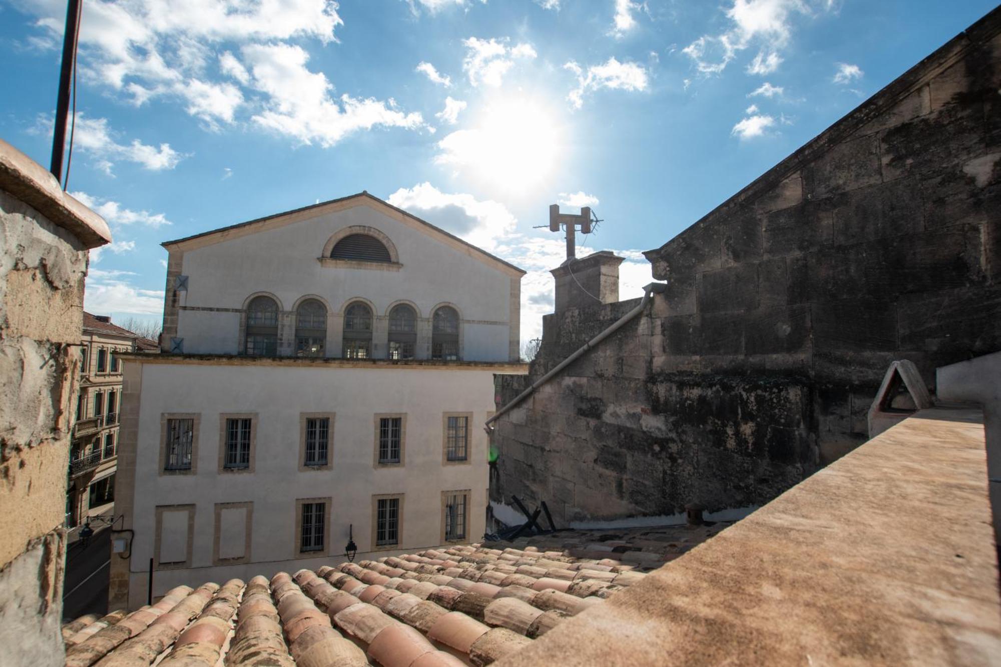 Appartamento La terrasse face au théâtre Arles Esterno foto